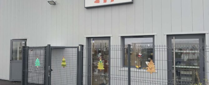 Devanture de la micro-crèche P'tit Emile à Bourges